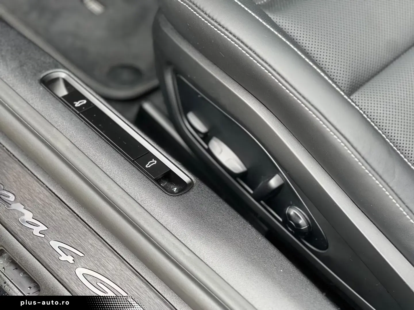 Porsche 911 Carrera 4 GTS Cabrio BOSE Lifting