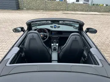 Porsche 911 Carrera 4 GTS Cabrio BOSE Lifting