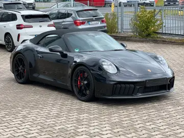 Porsche 911 Carrera 4 GTS Cabrio BOSE Lifting