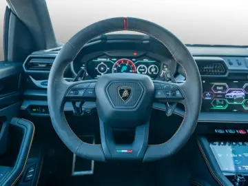 LAMBORGHINI Urus SE   Full PPF Matt   Lamborghini Nürnberg