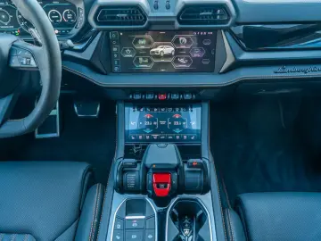 LAMBORGHINI Urus SE   Full PPF Matt   Lamborghini Nürnberg