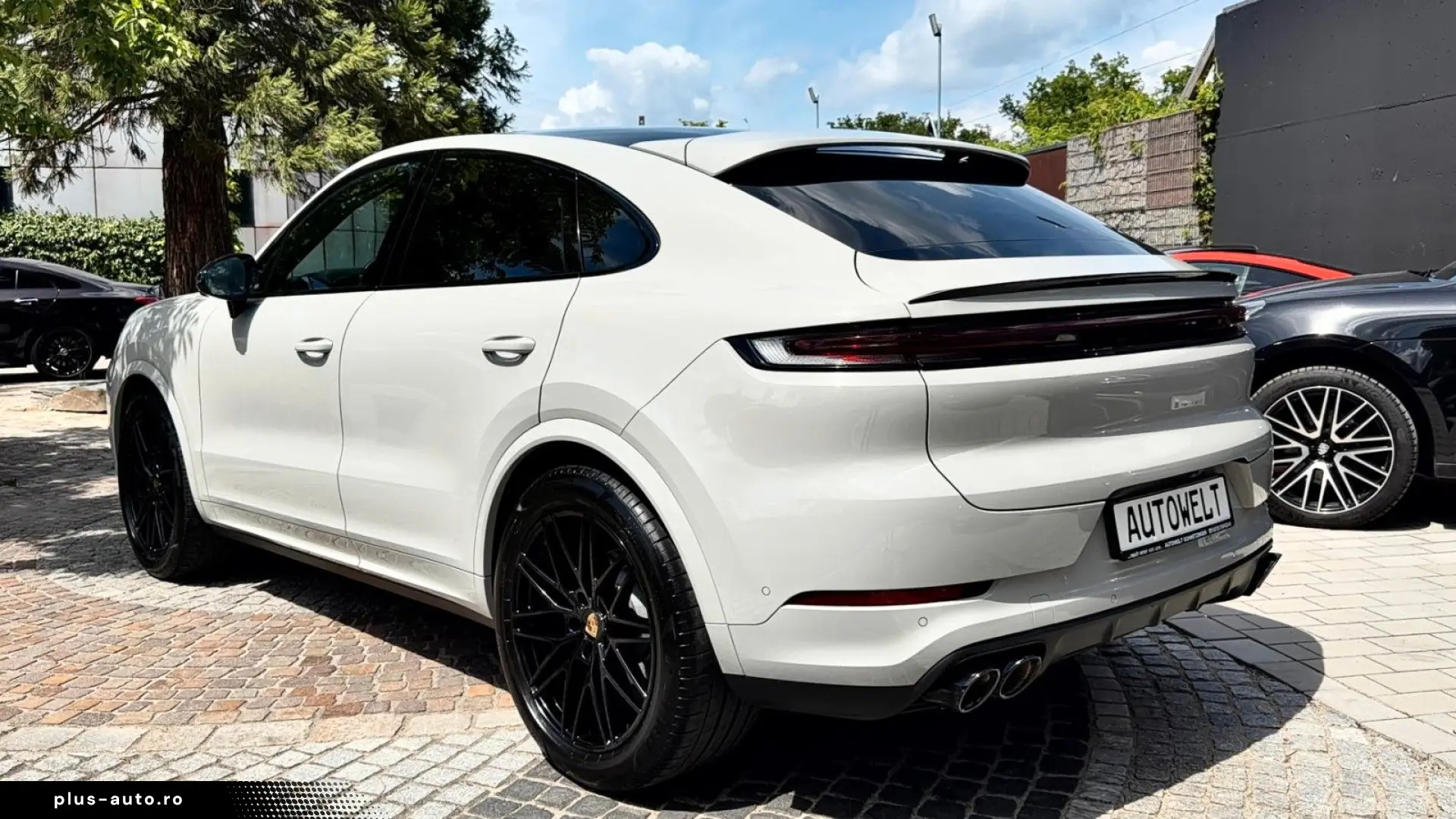PORSCHE Cayenne Coupe Facelift Kreide 1Hand Sport-Chrono