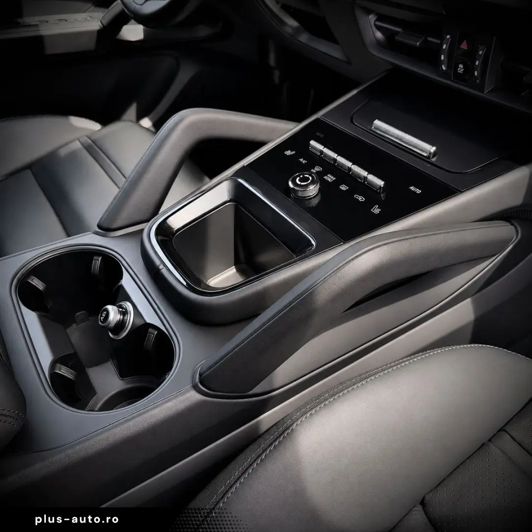 PORSCHE Cayenne Coupe Facelift Kreide 1Hand Sport-Chrono