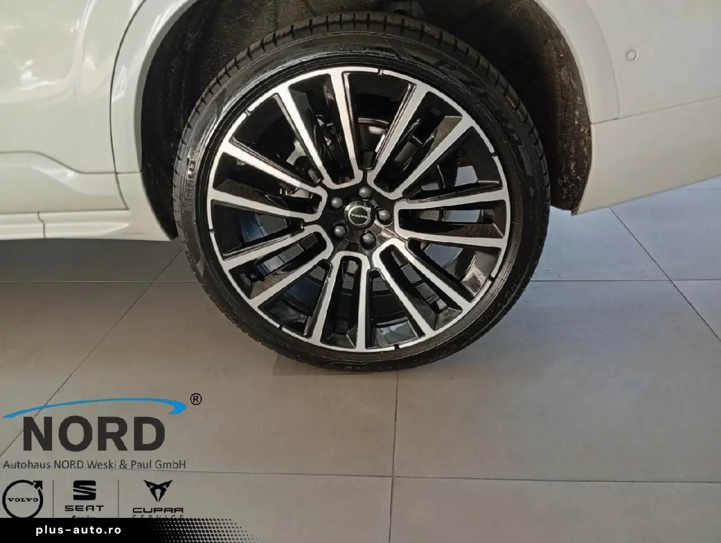 VOLVO XC90 Ultra Dark Plug-In Hy. AWD Voll UPE 106.510