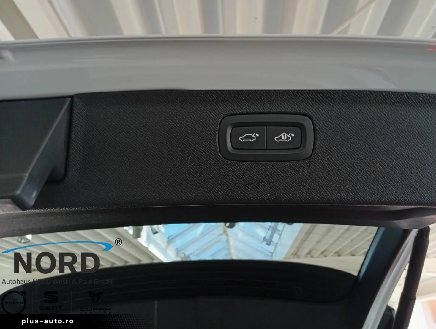 VOLVO XC90 Ultra Dark Plug-In Hy. AWD Voll UPE 106.510