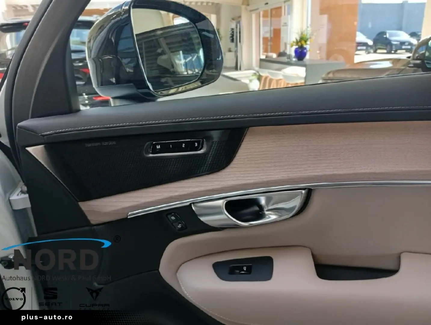 VOLVO XC90 Ultra Dark Plug-In Hy. AWD Voll UPE 106.510