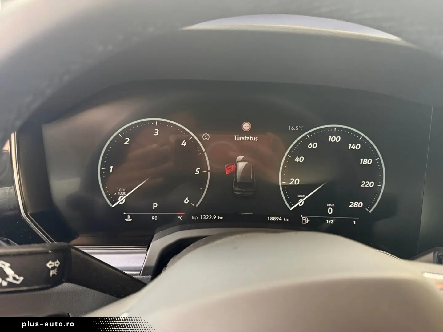 VW Touareg R-Line 3 0 V6 TDI SCR 4M