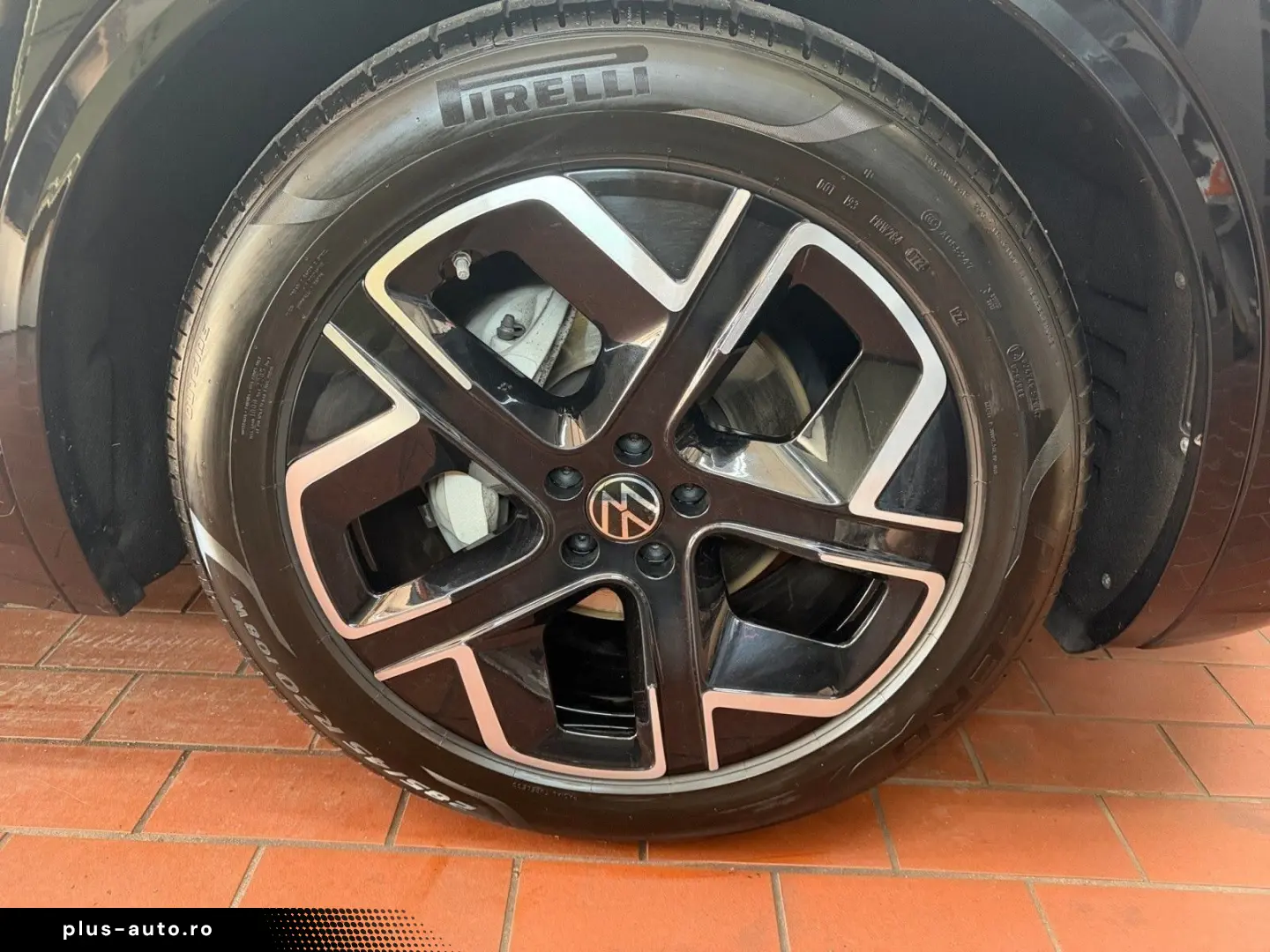 VW Touareg R-Line 3 0 V6 TDI SCR 4M