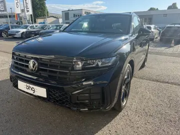 VW Touareg R-Line 3 0 V6 TDI SCR 4M