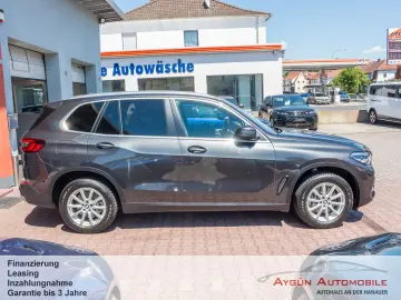 BMW X5 xDrive 30 d Luftfahrw. Massage Panorama HUD