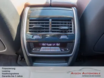 BMW X5 xDrive 30 d Luftfahrw. Massage Panorama HUD