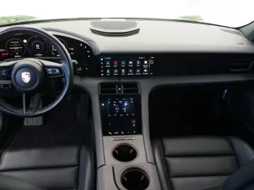 PORSCHE Taycan Pano Sitzklima 14Wege 360 CAM Matrix PASM