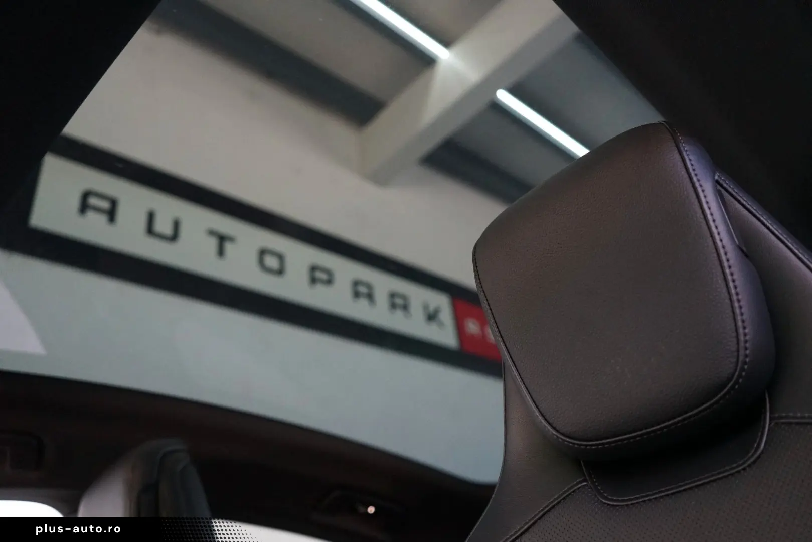 PORSCHE Taycan Pano Sitzklima 14Wege 360 CAM Matrix PASM