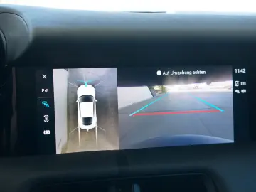 PORSCHE Taycan Pano Sitzklima 14Wege 360 CAM Matrix PASM