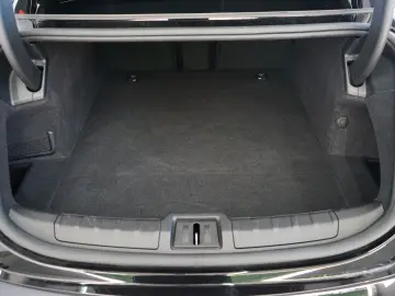 PORSCHE Taycan Pano Sitzklima 14Wege 360 CAM Matrix PASM