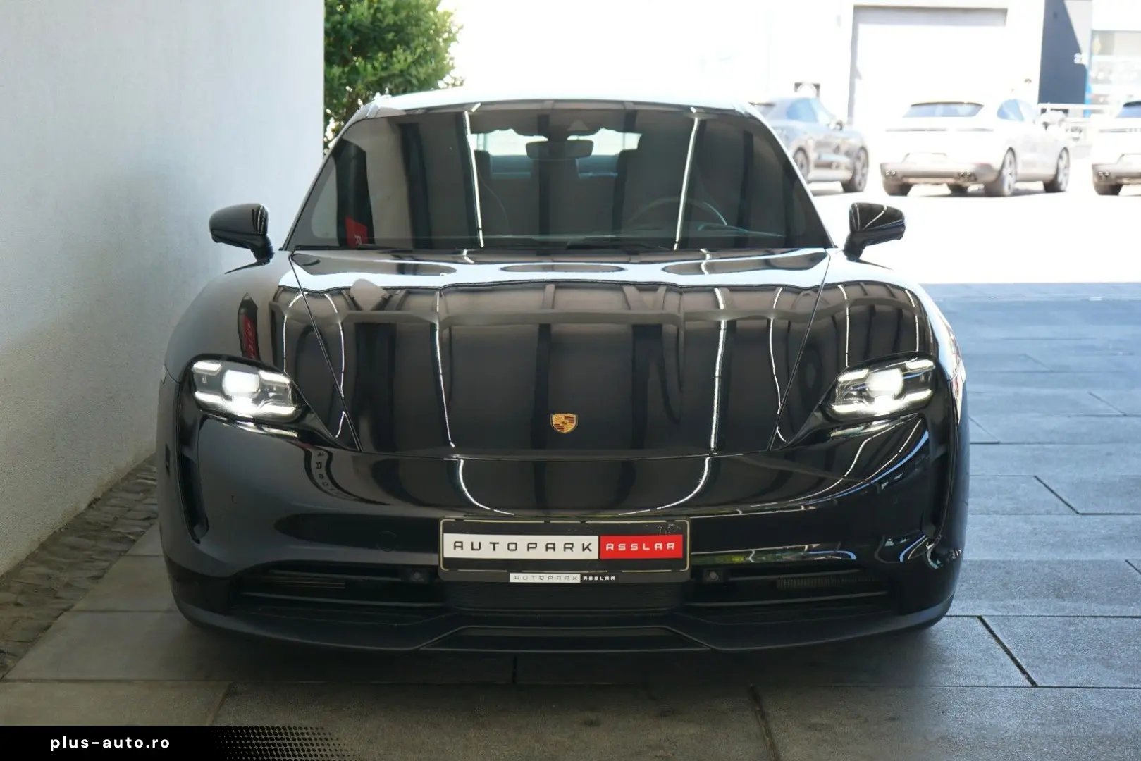 PORSCHE Taycan Pano Sitzklima 14Wege 360 CAM Matrix PASM