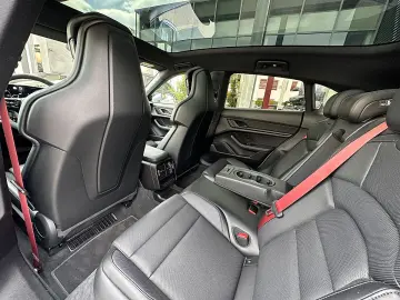 PORSCHE Taycan 4S Sport Turismo Aut. !!MEGA AUSSTATTU...