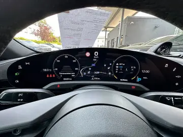 PORSCHE Taycan 4S Sport Turismo Aut. !!MEGA AUSSTATTU...