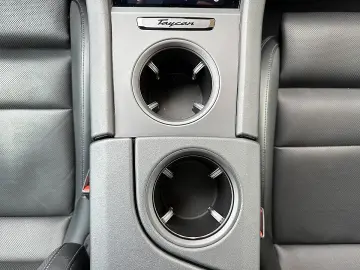 PORSCHE Taycan 4S Sport Turismo Aut. !!MEGA AUSSTATTU...