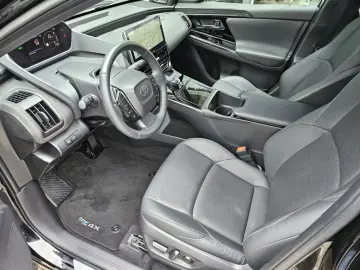 TOYOTA bZ4X Comfort- und Technik-Paket