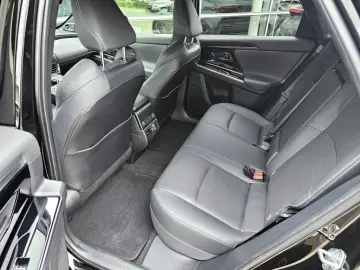 TOYOTA bZ4X Comfort- und Technik-Paket