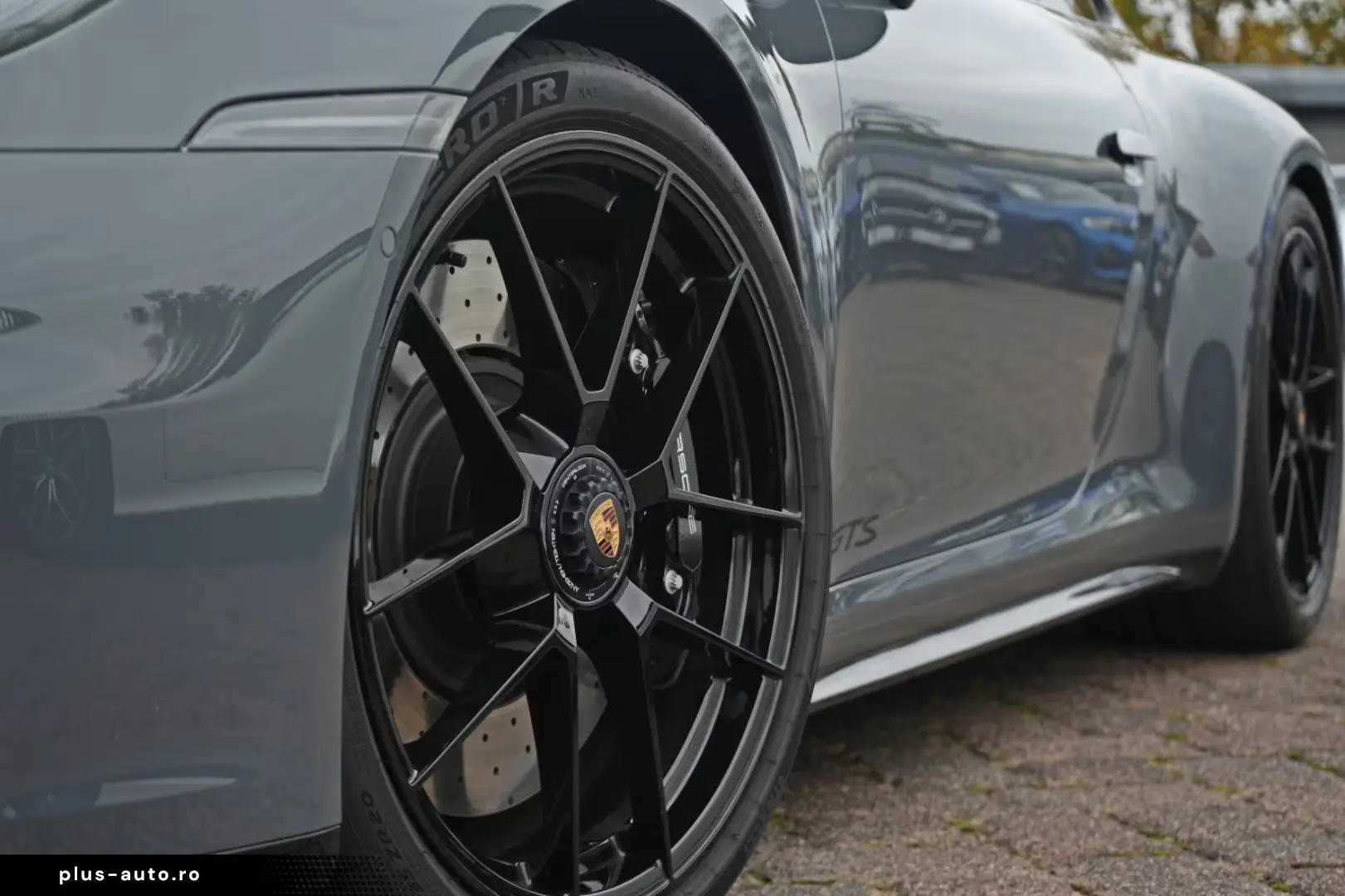 Porsche 992 Carrera 4 GTS LIFT 360 BOSE MATRIX