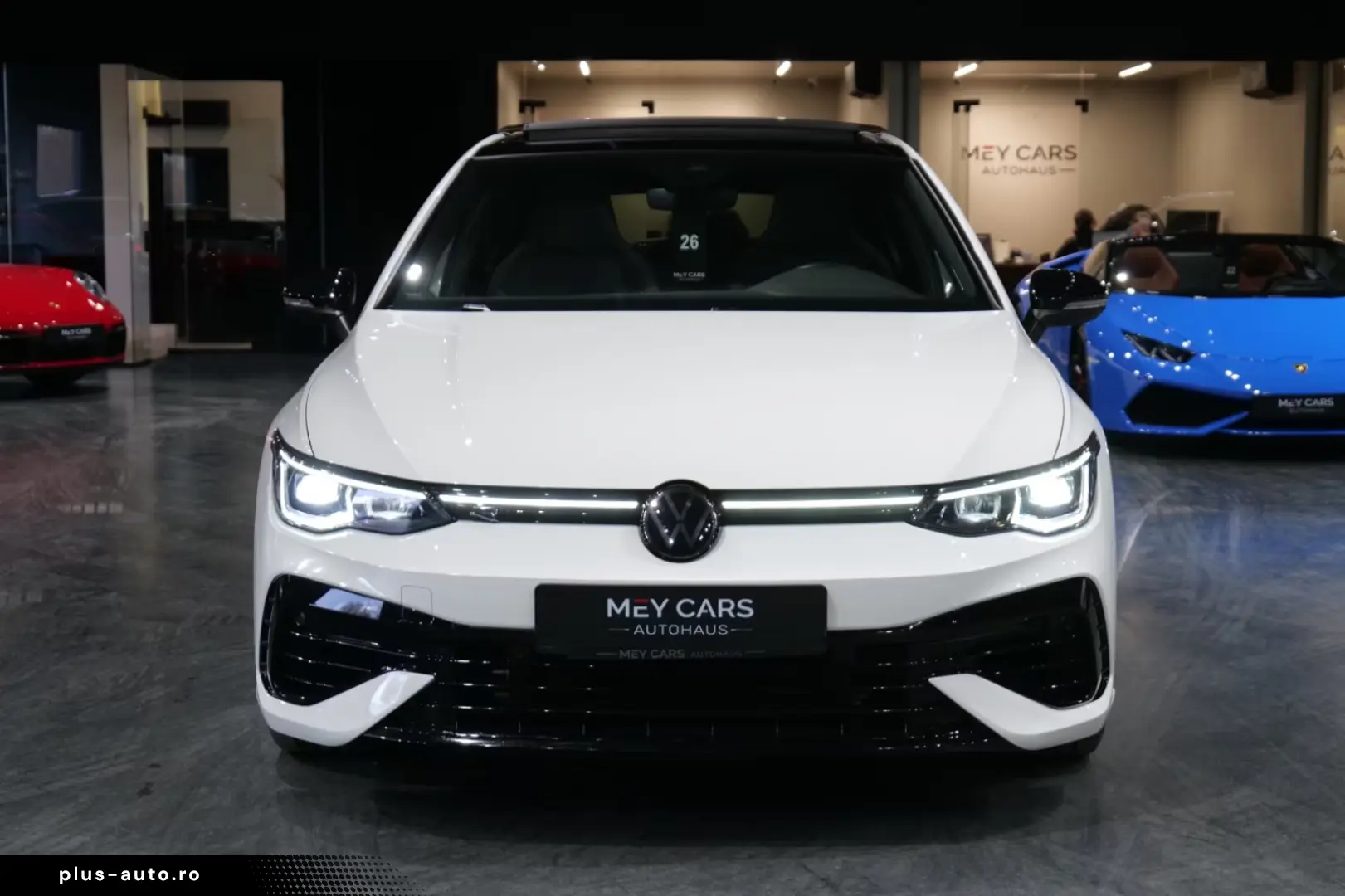 Volkswagen Golf VIII Lim. R 4Motion Pano