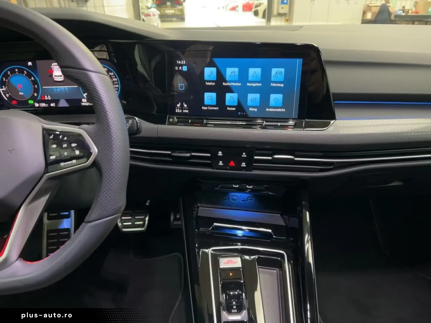 Volkswagen Golf VIII GTI 2.0 TSI DSG RearView