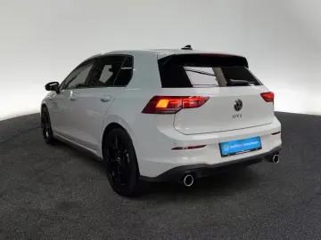 Volkswagen Golf VIII GTI 2.0 TSI DSG RearView