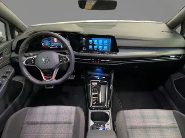 Volkswagen Golf VIII GTI 2.0 TSI DSG RearView