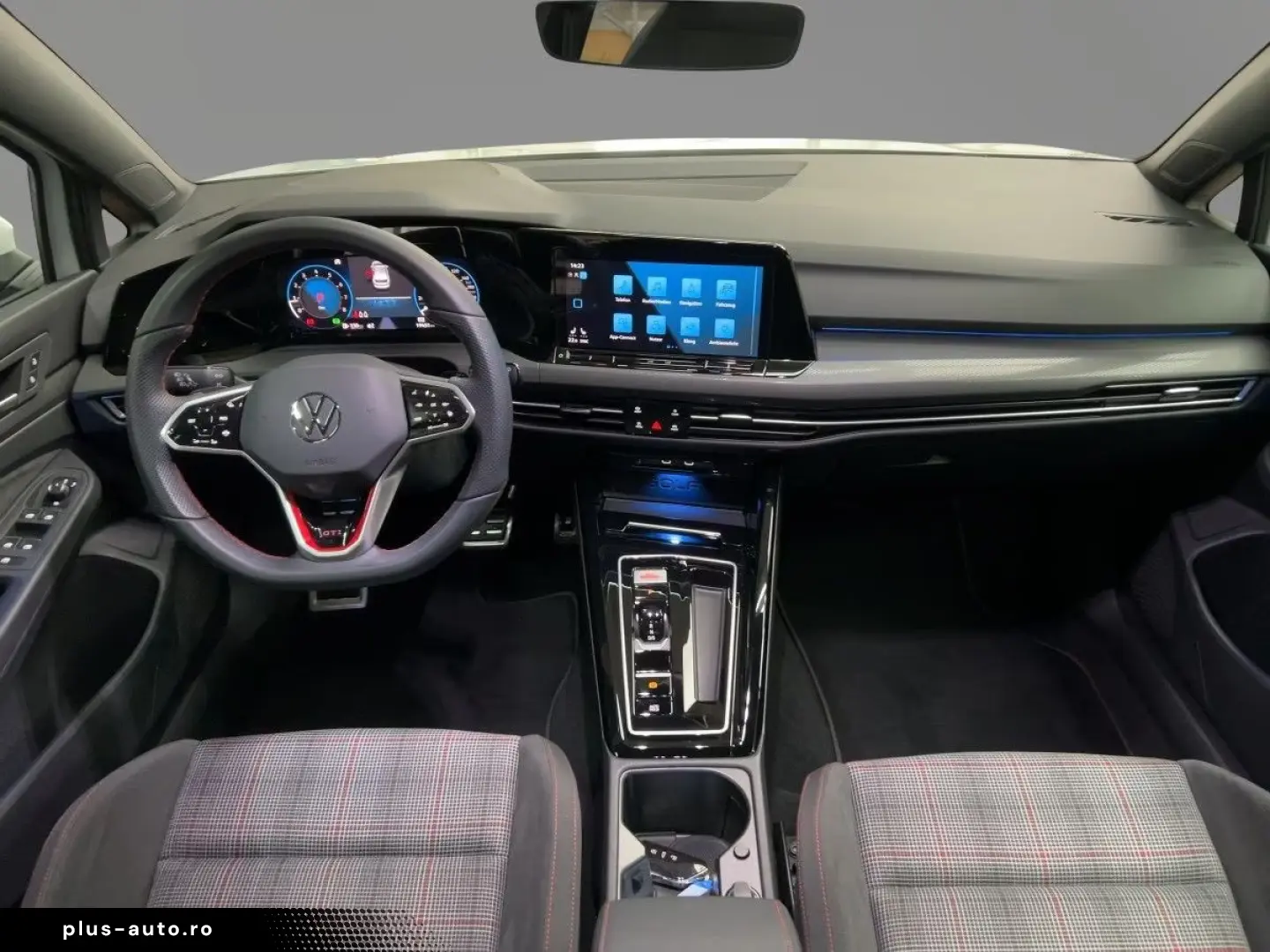 Volkswagen Golf VIII GTI 2.0 TSI DSG RearView