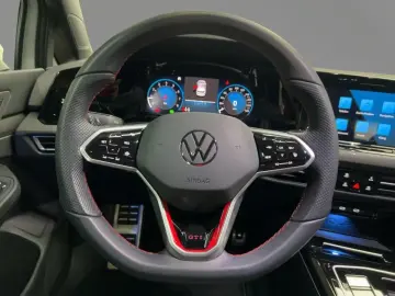 Volkswagen Golf VIII GTI 2.0 TSI DSG RearView