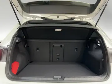 Volkswagen Golf VIII GTI 2.0 TSI DSG RearView
