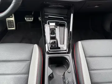 Volkswagen Golf GTI DSG LEATHER Matrix Navi Pano H&K