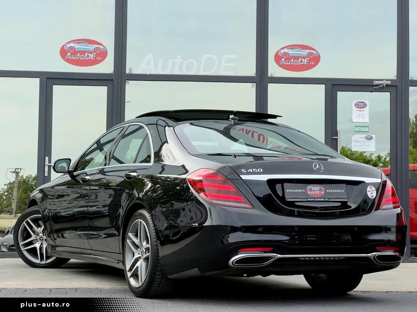 Mercedes-Benz S