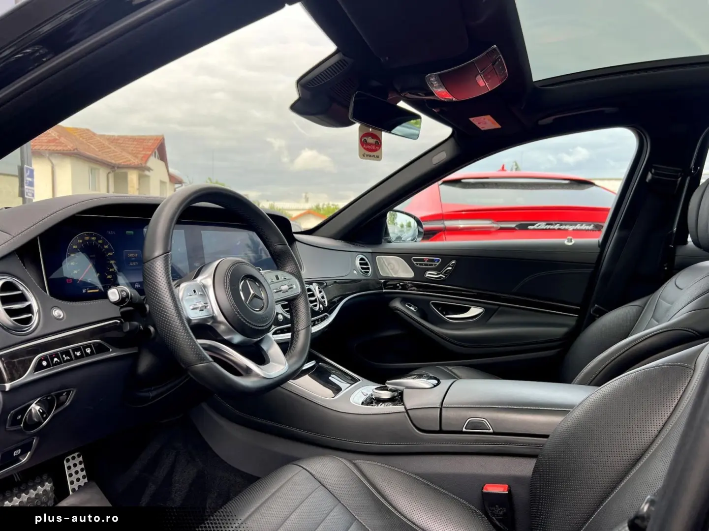 Mercedes-Benz S
