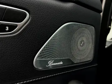 Mercedes-Benz S
