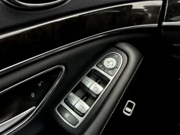 Mercedes-Benz S