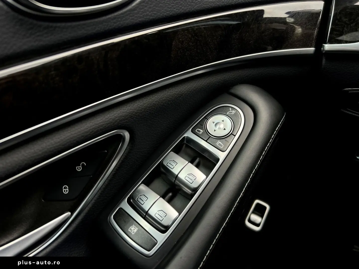 Mercedes-Benz S