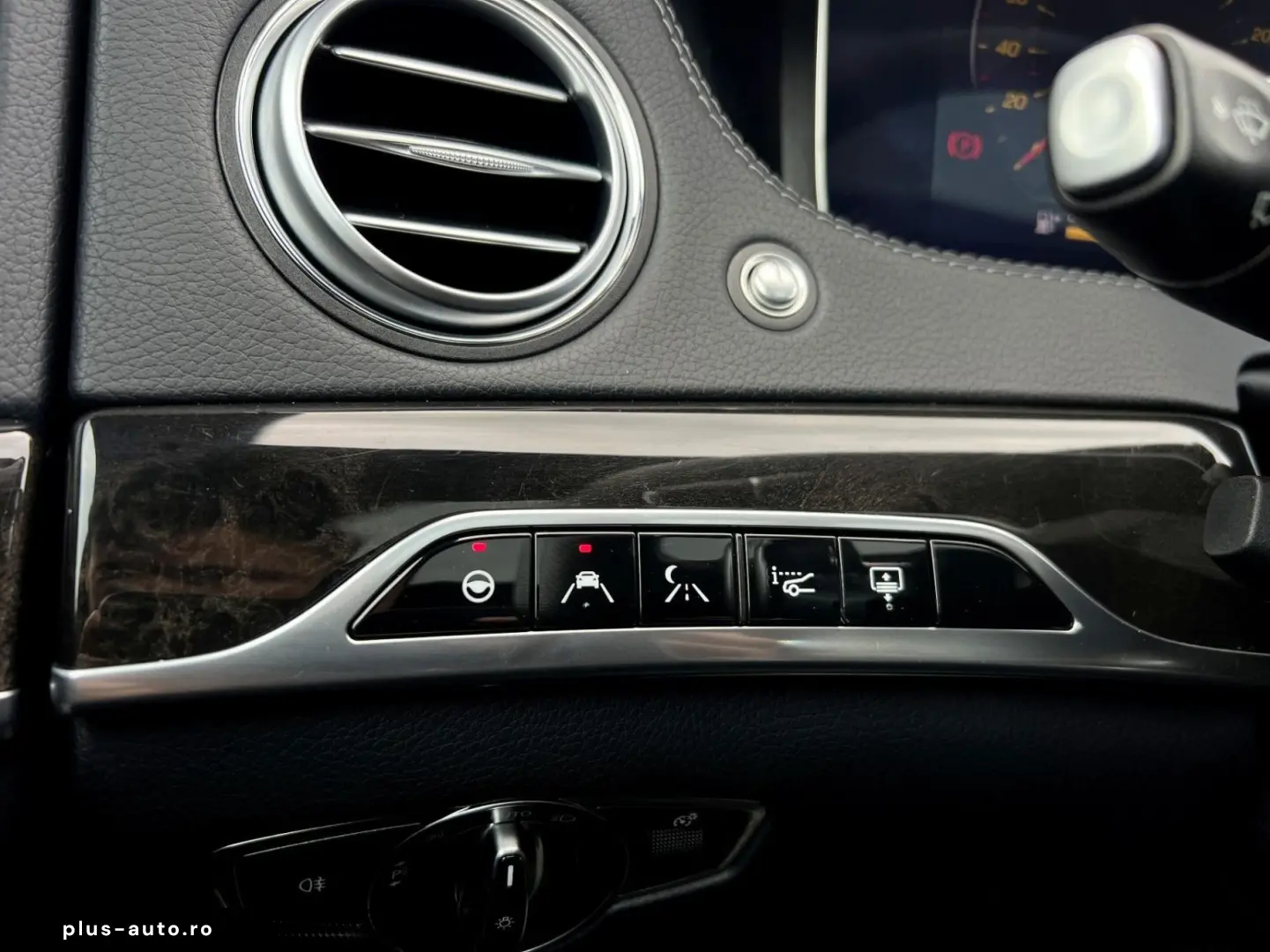 Mercedes-Benz S