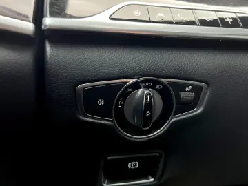 Mercedes-Benz S