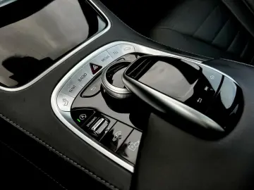 Mercedes-Benz S