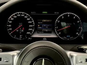 Mercedes-Benz S