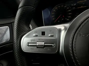 Mercedes-Benz S