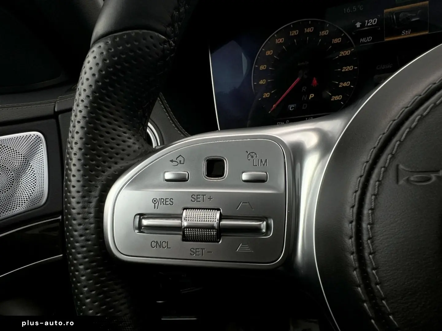 Mercedes-Benz S