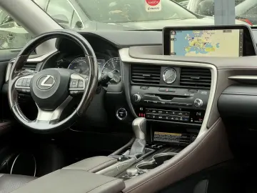 Lexus Seria-Rx