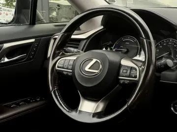 Lexus Seria-Rx
