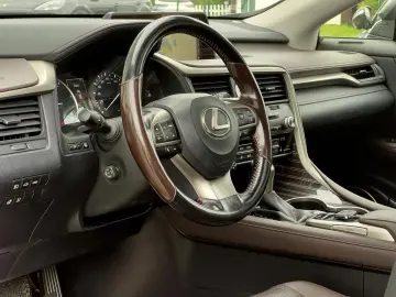 Lexus Seria-Rx