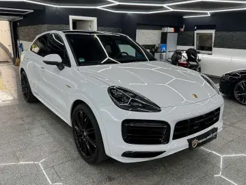 PORSCHE Cayenne Coupe E-Hybrid SPORT-DESIGN volan alcantara