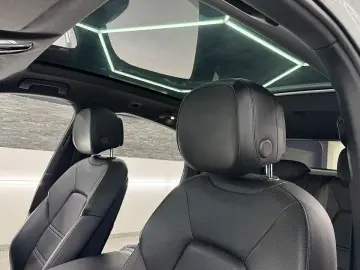 PORSCHE Cayenne Coupe E-Hybrid SPORT-DESIGN volan alcantara